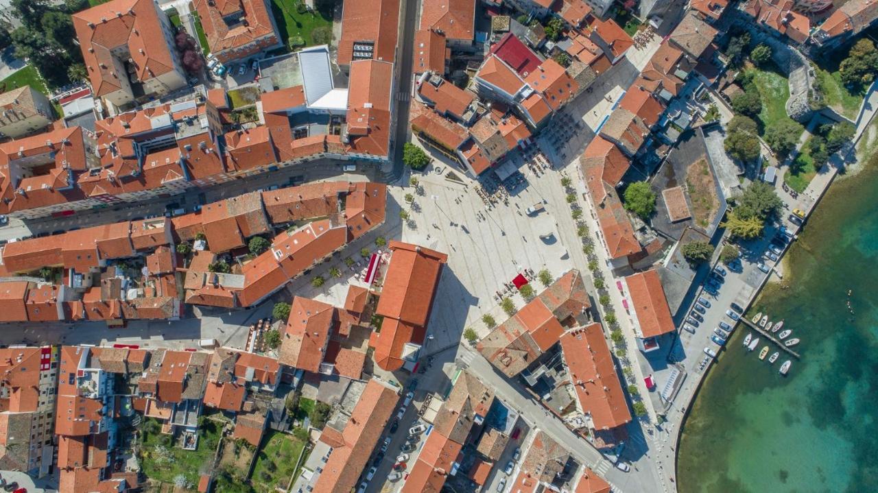 Rooms Vitoria On Joakim Square Poreč Exteriör bild