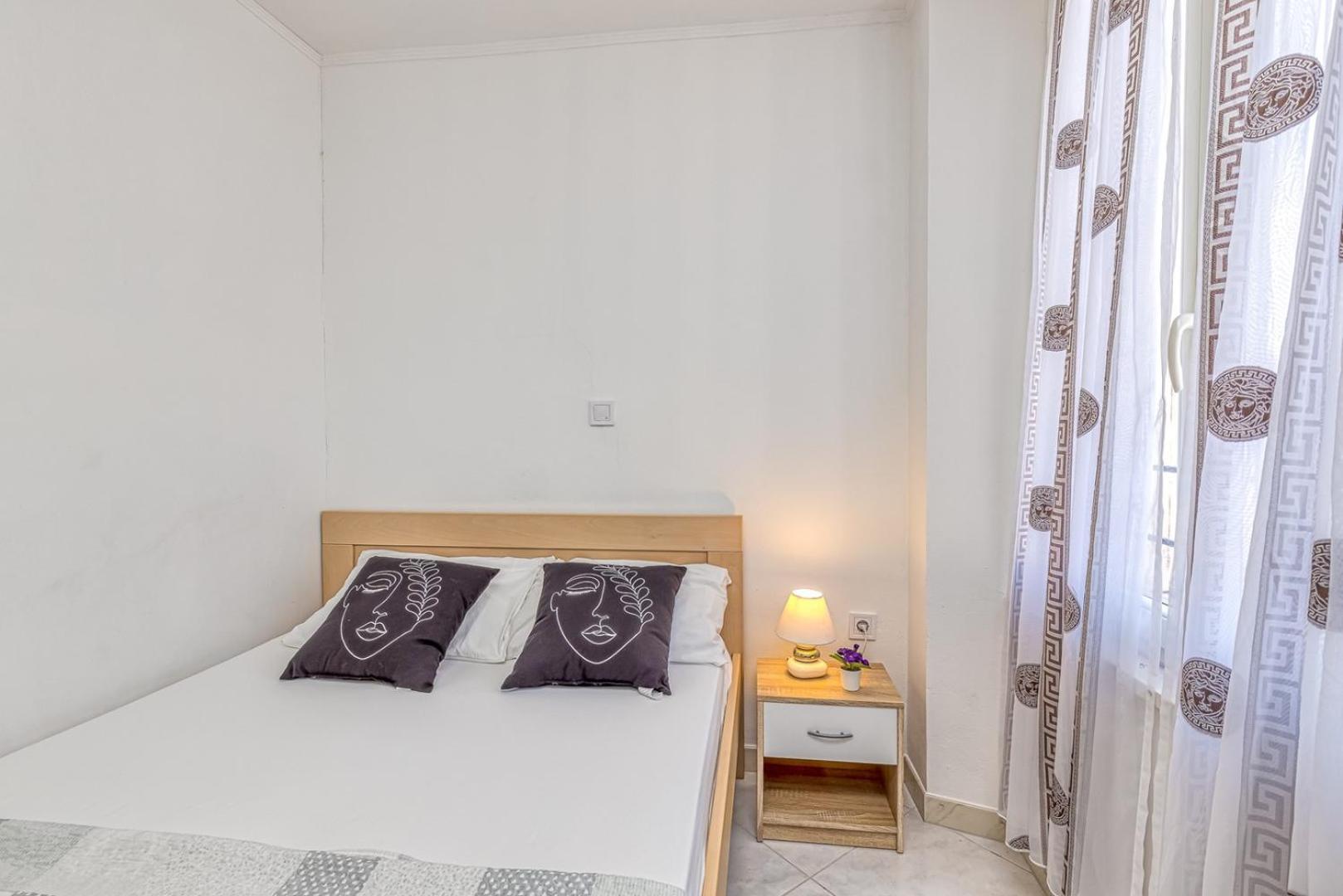 Rooms Vitoria On Joakim Square Poreč Rum bild